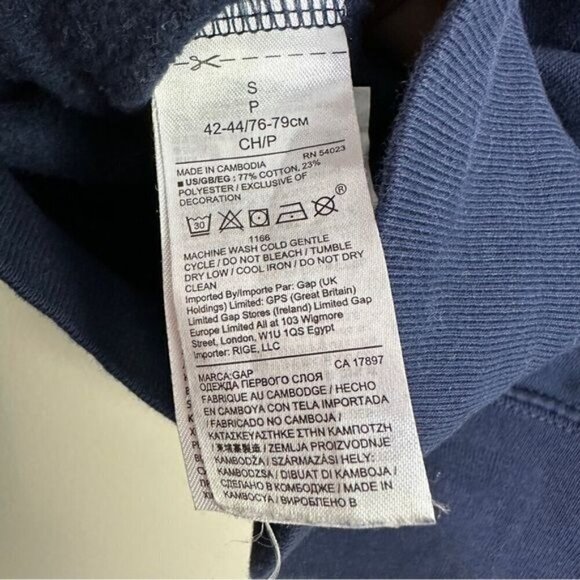 GAP Navy Kangaroo Pockets Hoodie Size Small - Picture 8 of 10